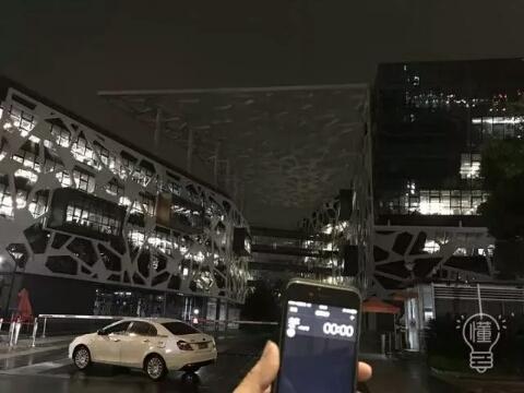 加班不够半小时算不算加班呢,自愿加班不给加班费合法吗