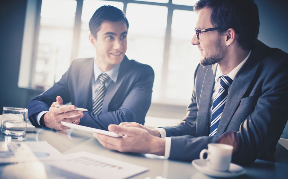 怎么跟老板汇报下属的工资待遇,跟领导谈工资的十大技巧