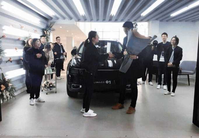 领克01新款车主,新款领克01交车