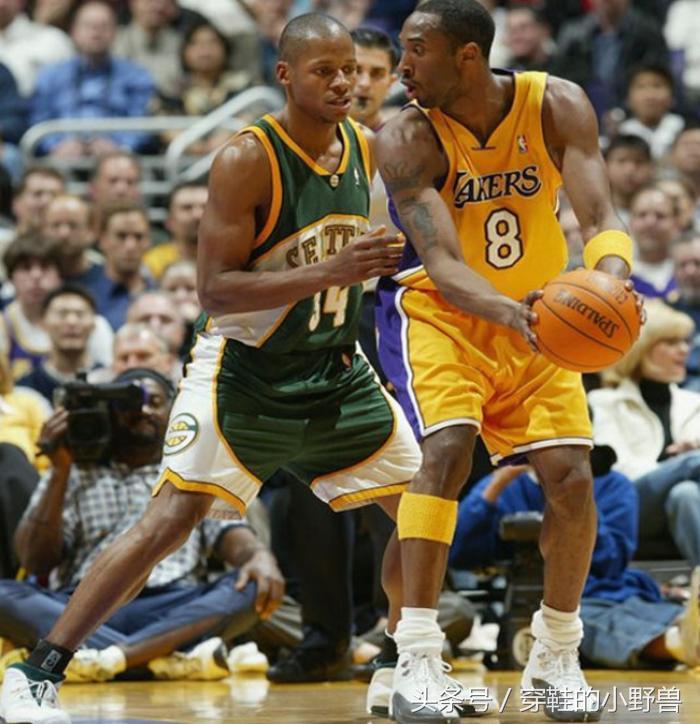 24号科比篮球鞋致敬黑曼巴,科比自己最喜欢的最强实战篮球鞋