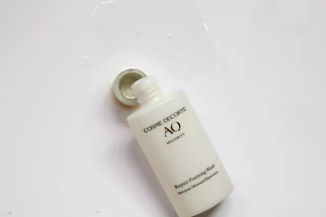 秋冬干皮怎么用洗面奶洗脸,干皮应该用什么洁面乳洗