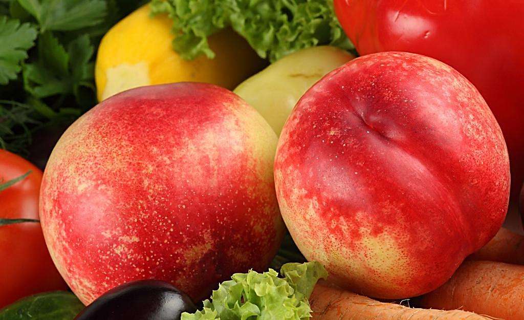 幼儿吃草莓后呕吐怎么办,孩子吃草莓呕吐怎么缓解