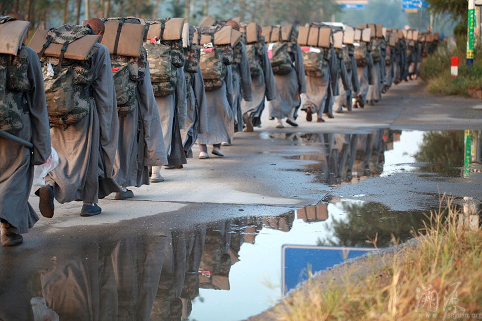 佛学视角：信众如何应对某些寺庙“借佛敛财”的行为