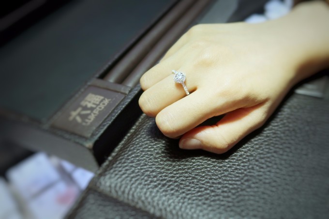 忍不住来香港撒了个儿欢，为小鹿贝比疯狂打call！