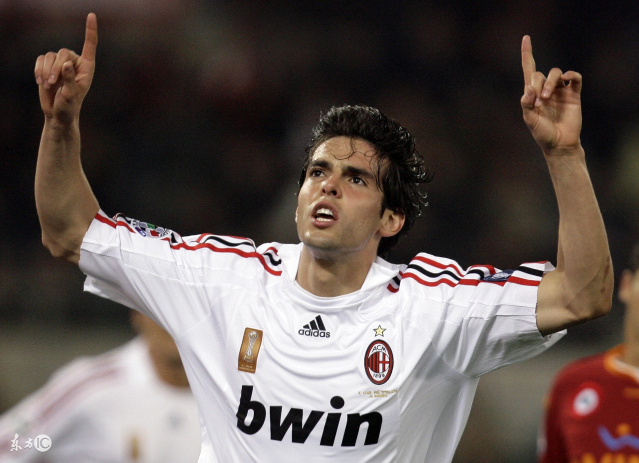 金球奖卡卡力压梅罗上位,卡卡最新态势