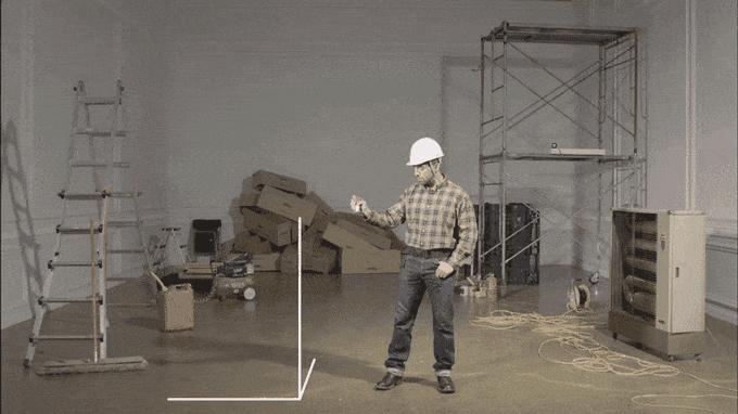 懒出新高度，继激光投影手机后，激光尺坐着也可测高楼！