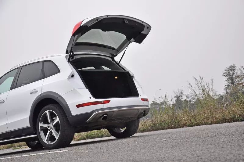 全新奥迪q5sportback试驾,上汽奥迪q5e-tron试驾