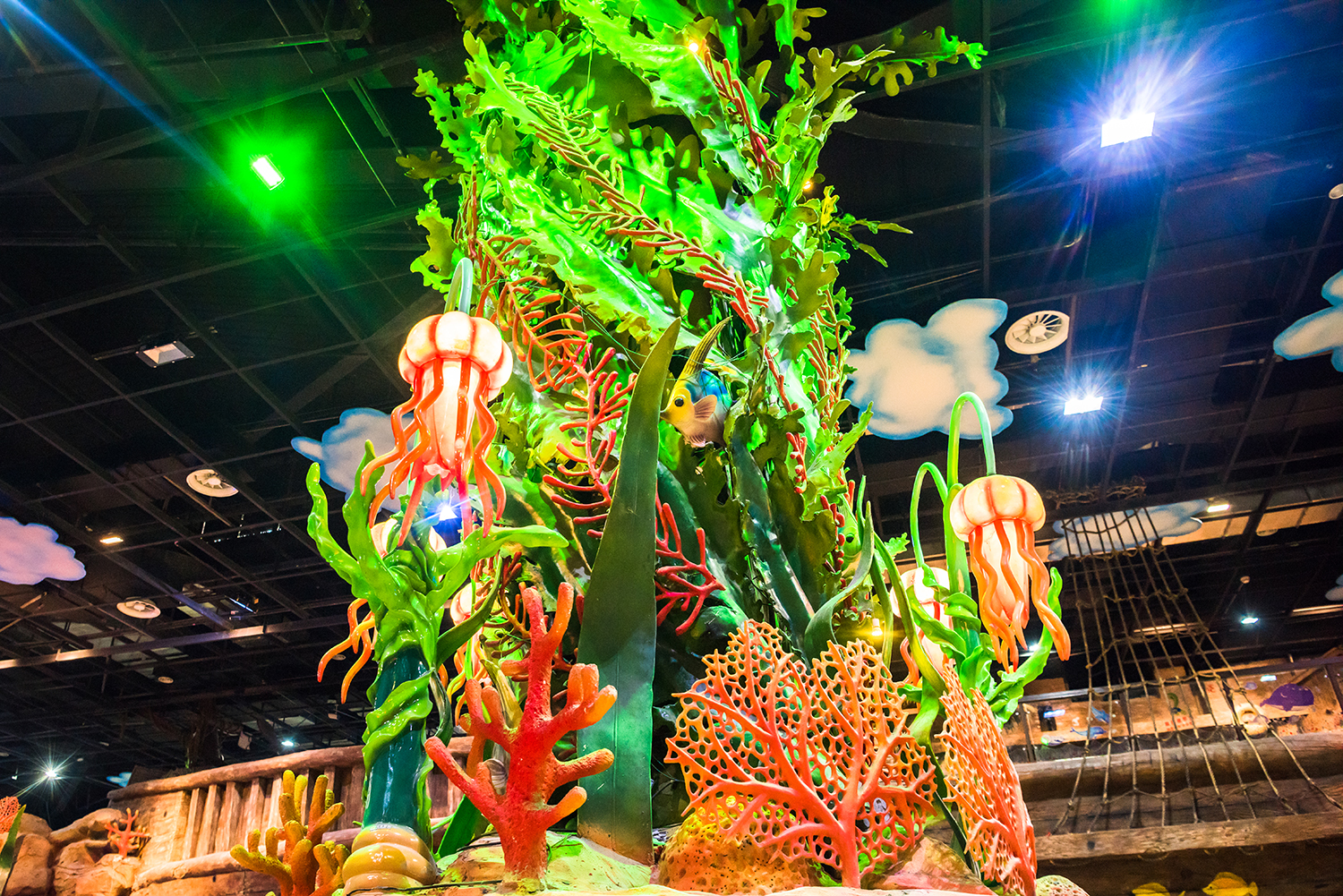 杭州烂苹果乐园附近景点,杭州烂苹果乐园怎么去