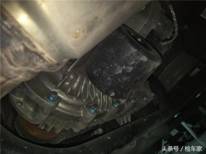 二手豪车路虎揽胜20万全款,二手豪车利润大揭秘