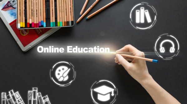 打游戏看动漫还包工作分配？码疯窝创新二次元IT教育