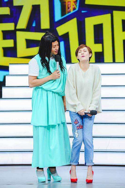 别人夸你帅怎么接话,别人夸你漂亮帅怎么幽默回复