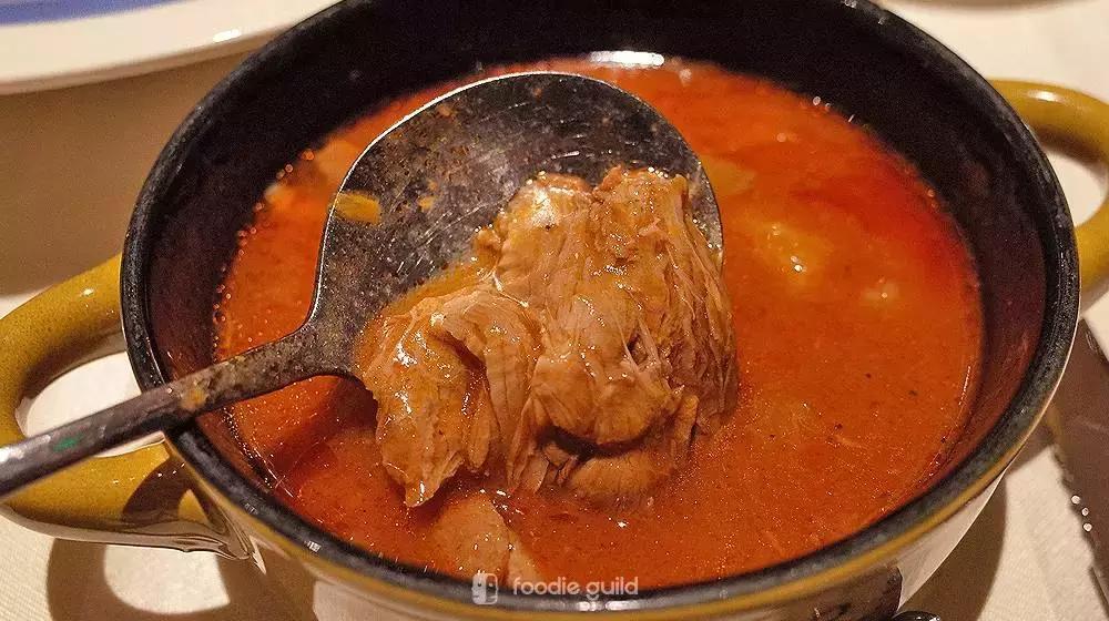 某人约会图性价比选了“西堤厚牛排”，结果吃完秒变前任……