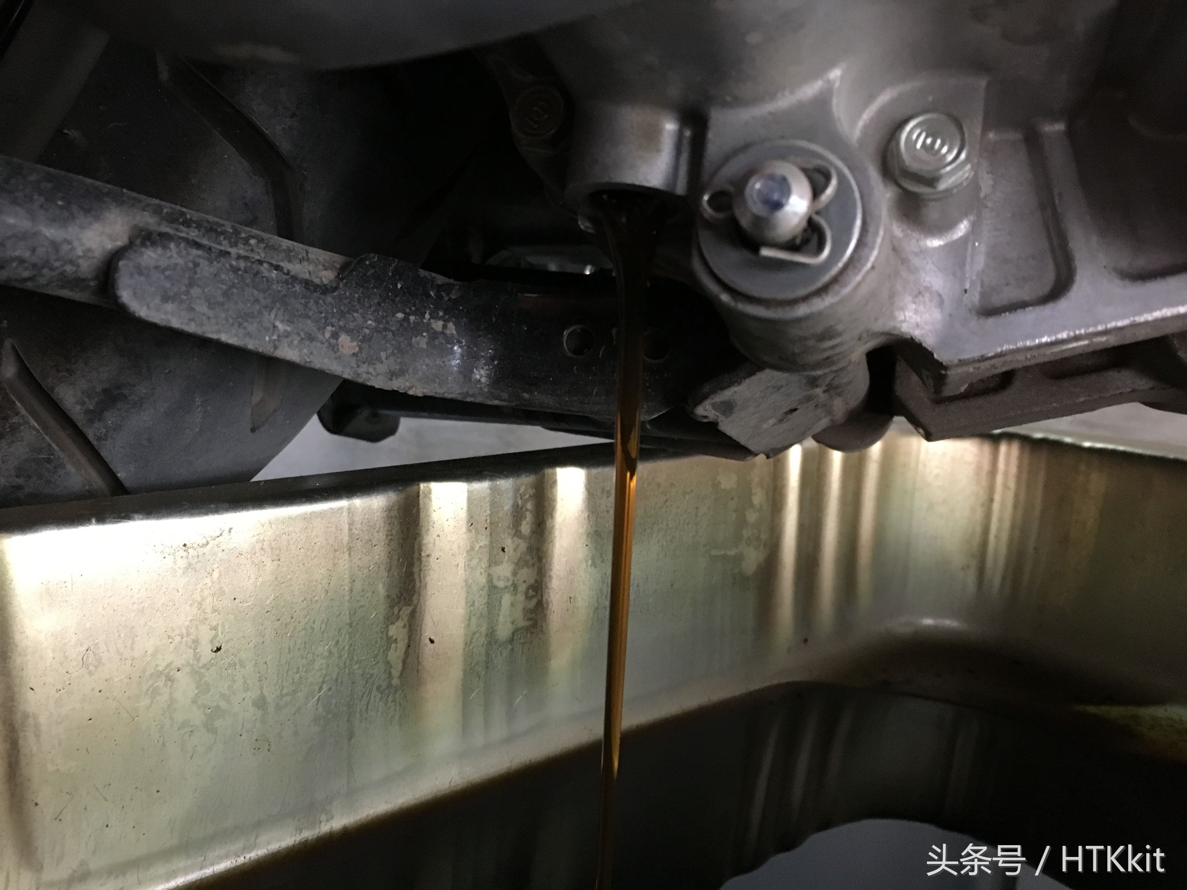 踏板车更换机油教程,本田踏板车如何更换机油