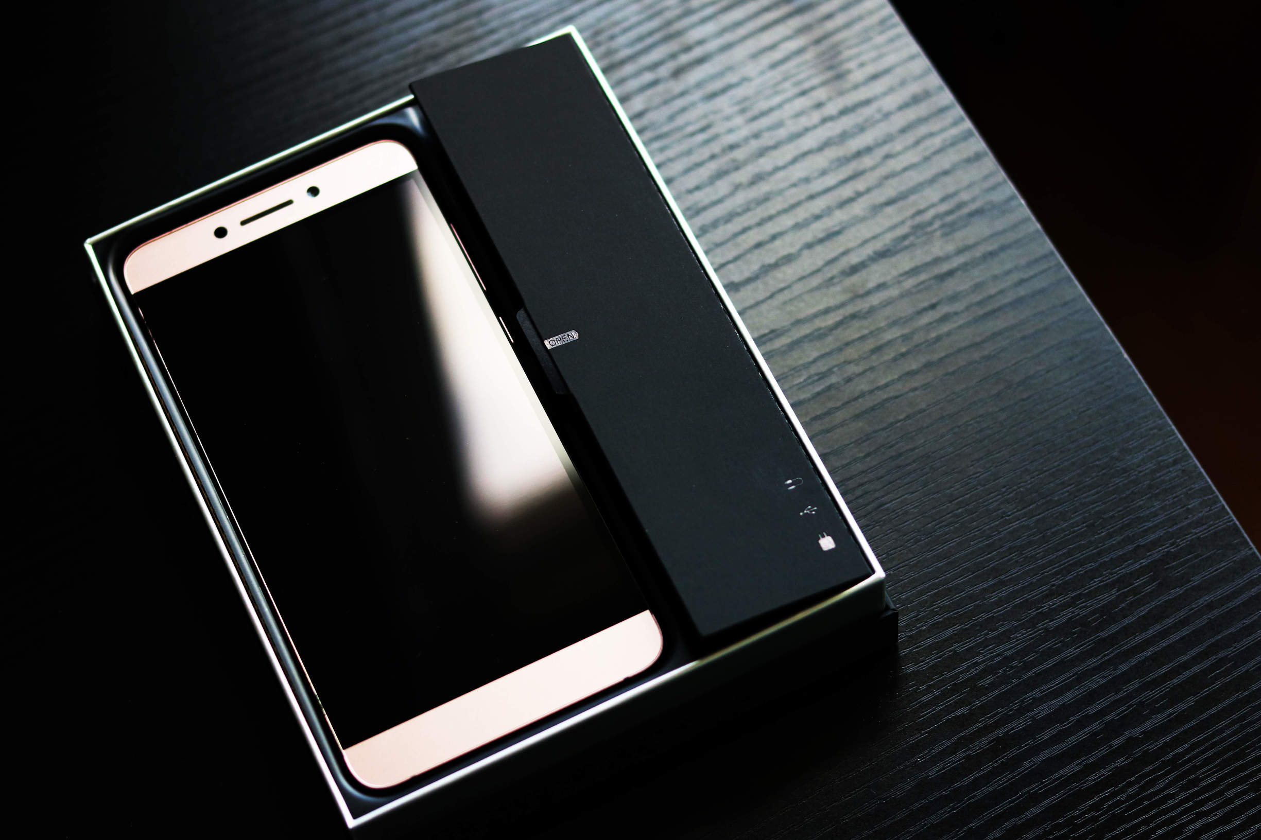 乐视手机max2发布会完整版,乐视2价格多少钱一台