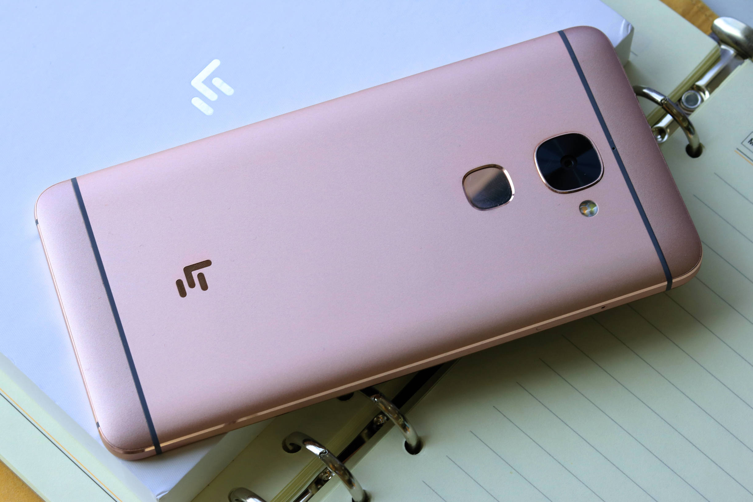 乐视手机max2发布会完整版,乐视2价格多少钱一台