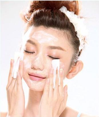 上火长痘怎么办？这样做让痘痘消失不见！