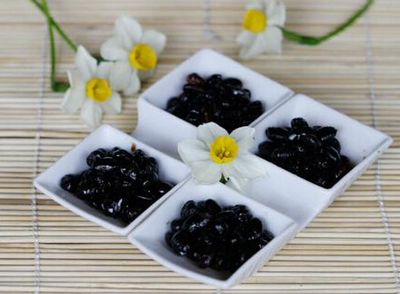 经常吃黑豆黑米黑芝麻有何好处,长期喝黑豆黑芝麻黑米粉的好处