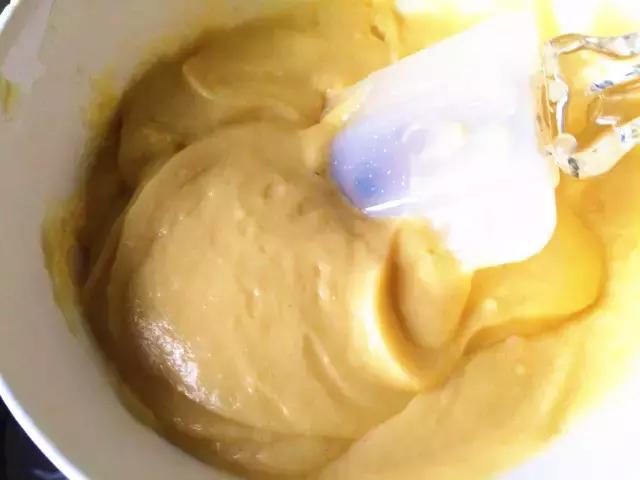 幼儿园自制彩泥做衣服,如何用家里的自制彩泥做东西