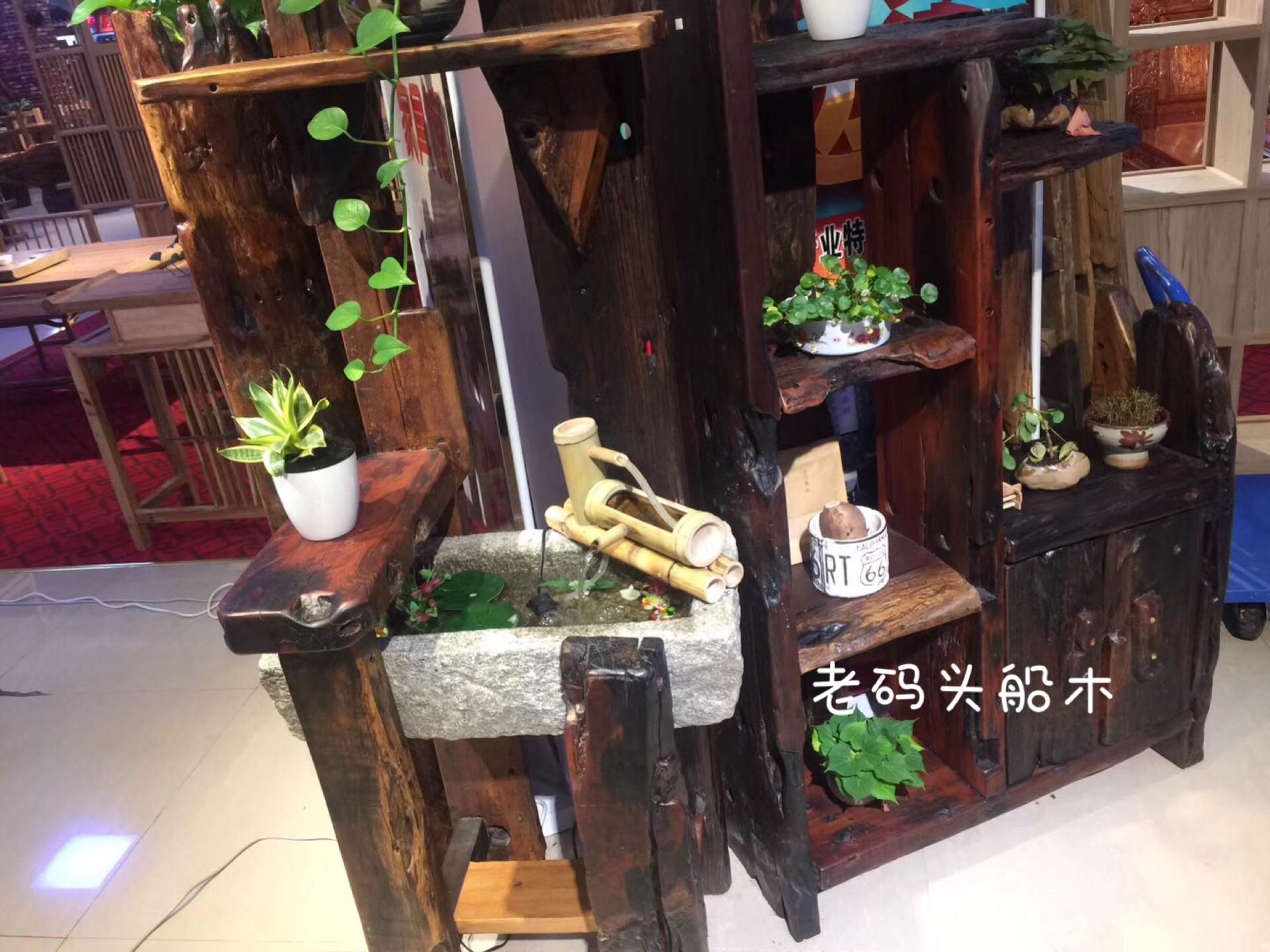 老船木茶桌放家里为什么不好看,大板茶桌和老船木茶桌哪个好看