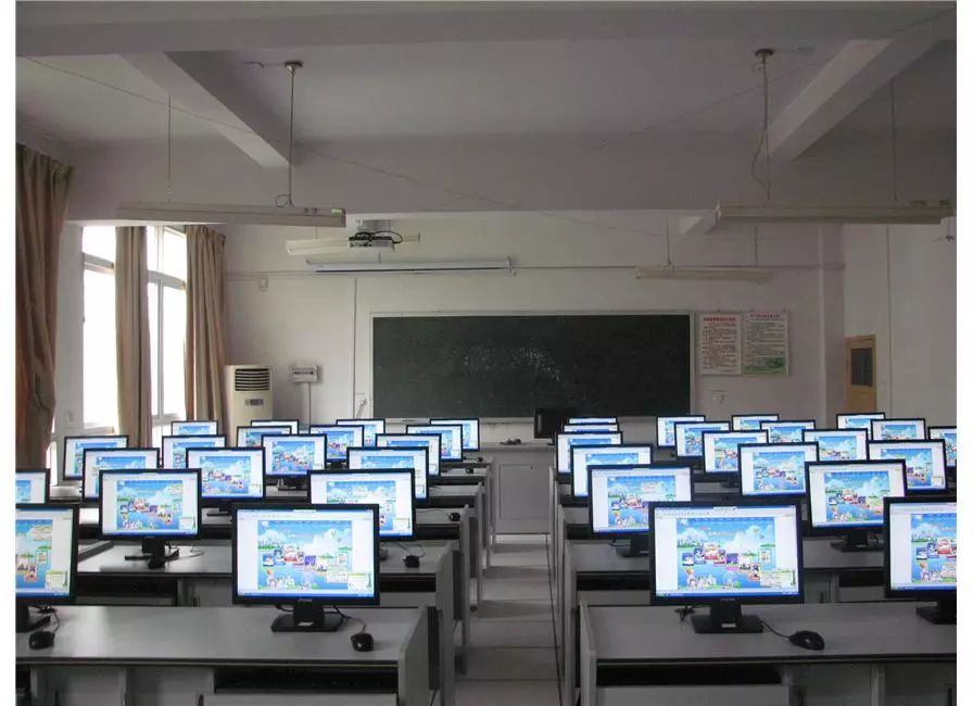 福州杨桥中学和桔园四中哪个好,福州杨桥中学好还是十八中好