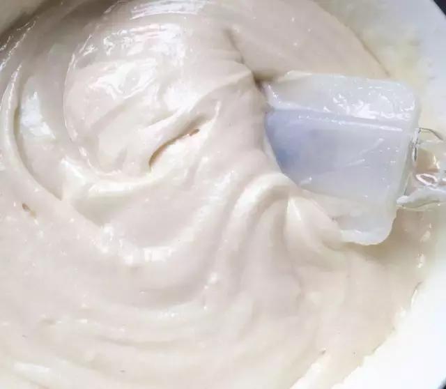 幼儿园自制彩泥做衣服,如何用家里的自制彩泥做东西