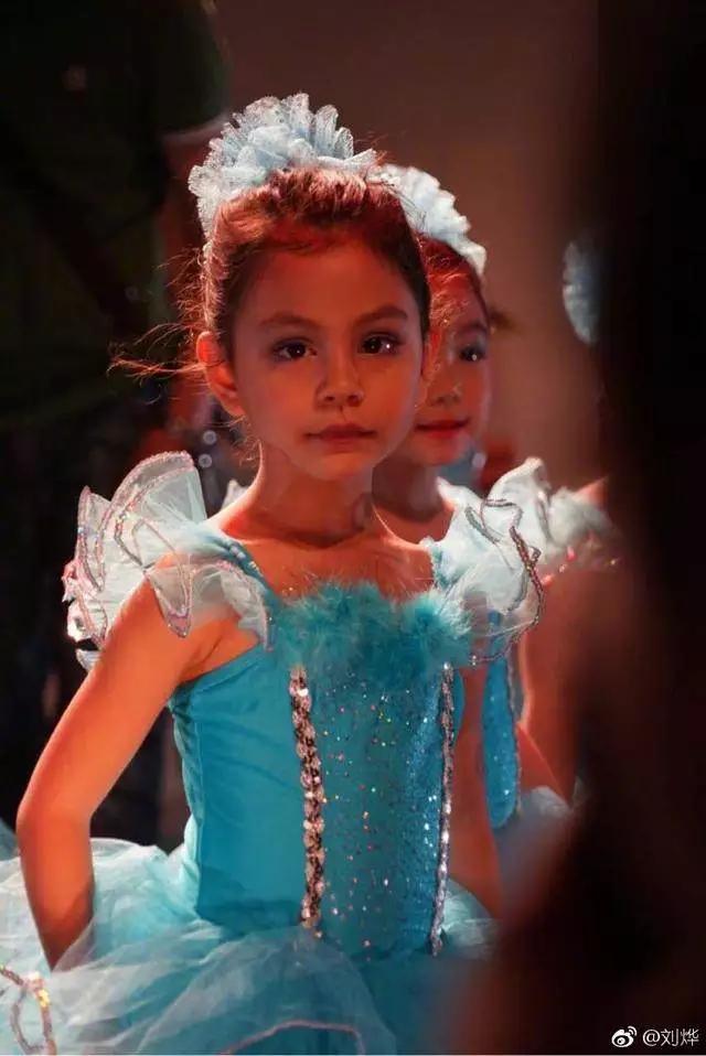 马雅舒的女儿视频,马雅舒儿子和女儿近照