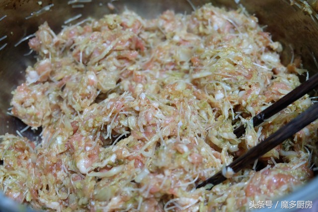 冬至不想吃饺子还有什么新花样,烫面大蒸饺的家常做法大全