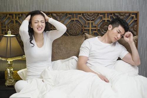 娘家人总是向我借钱怎么办,结婚后娘家人总向我借钱