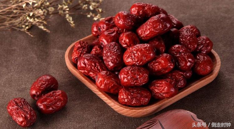 女人体虚吃什么好？这10种食物补血又补气！