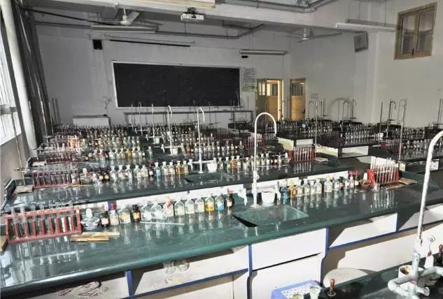 福州杨桥中学和桔园四中哪个好,福州杨桥中学好还是十八中好