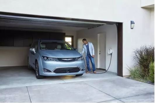 克莱斯勒15款发动机,克莱斯勒全新发动机