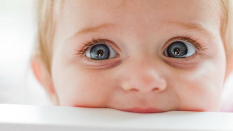 为什么有些孩子牙齿特别容易烂,儿童牙齿不齐的原因和解决方法