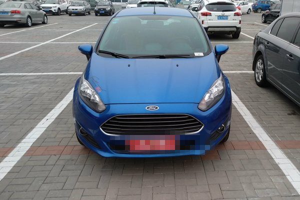 福特嘉年华质量怎样,福特嘉年华14万公内行动低配