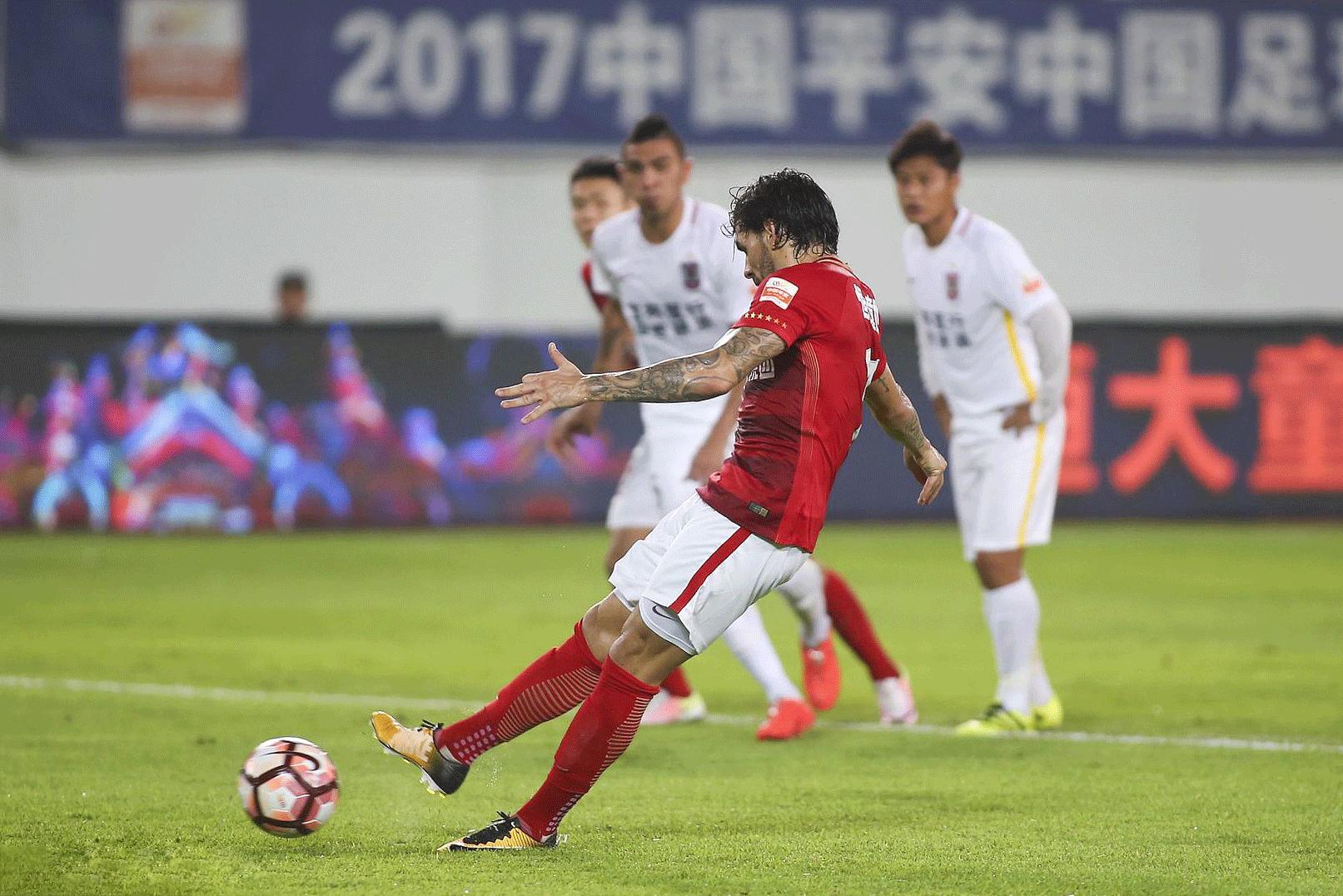 足球比赛规则名词解释,幼儿足球场地标准尺寸图片及介绍