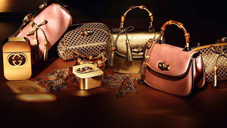 说没有“奢侈品电商”，然而自己第一个在美股上市？