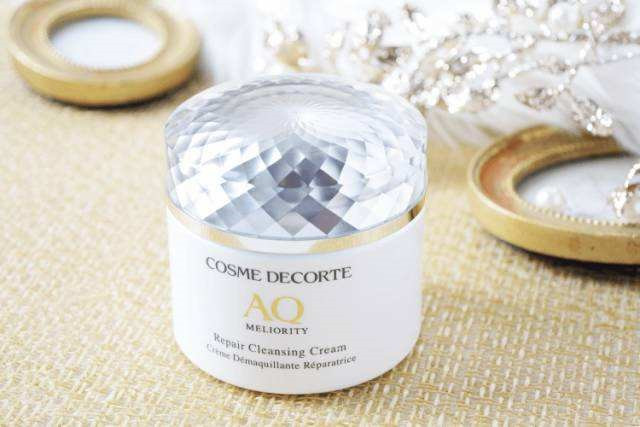 如何拯救沙漠干燥肌,什么护肤品可以拯救沙漠大干皮