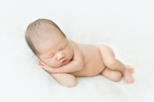 新生儿营养不良该怎么办？营养不良会有那些表现呢？