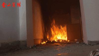 防火实验告诉你电动车火灾多可怕,防火实验一根烟头的威力