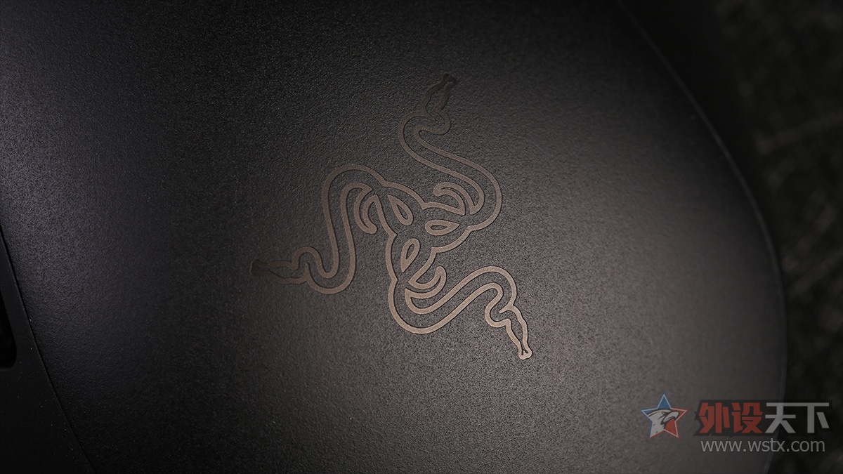 雷蛇那伽梵蛇进化,雷蛇巴塞利斯蛇终极版鼠标测评