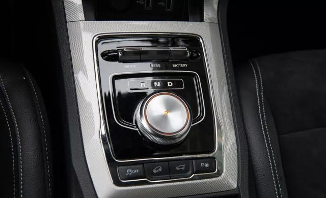 荣威erx5纯电动怎么开空调,荣威rx5充电态势下开空调