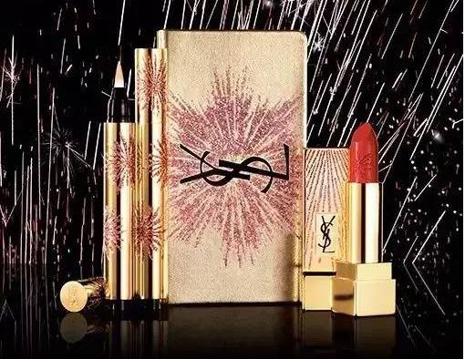 最后提醒一下各位男朋友们：仙女们的圣诞应该这样过！