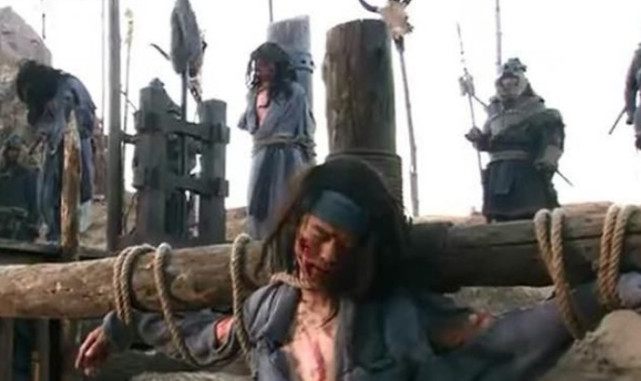 怕死皇帝为保命害死10万百姓，大臣也将妻女献给敌人求活命