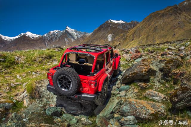 外媒评全新牧马人：越野能力更加强悍，公路行驶舒适性也有很大
