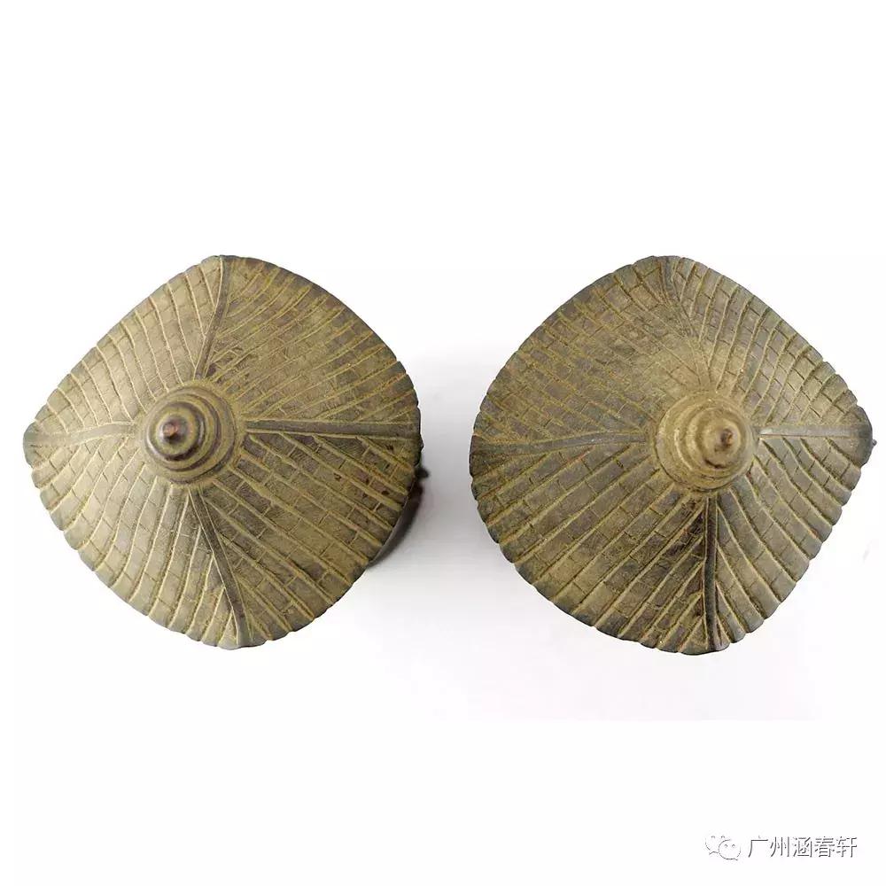 佛龛多层,佛龛多个