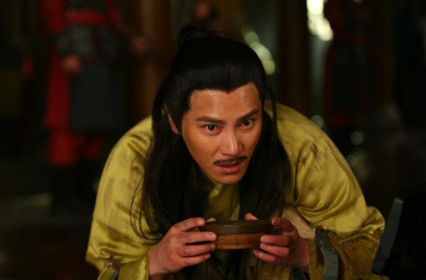 怕死皇帝为保命害死10万百姓，大臣也将妻女献给敌人求活命