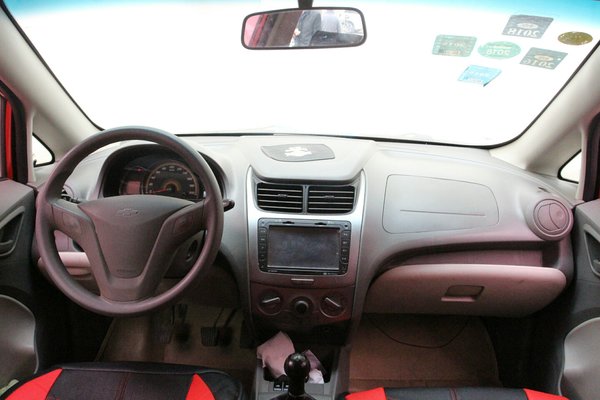 雪佛兰赛欧是什么样的款式,小巧好看的雪佛兰小赛欧新车