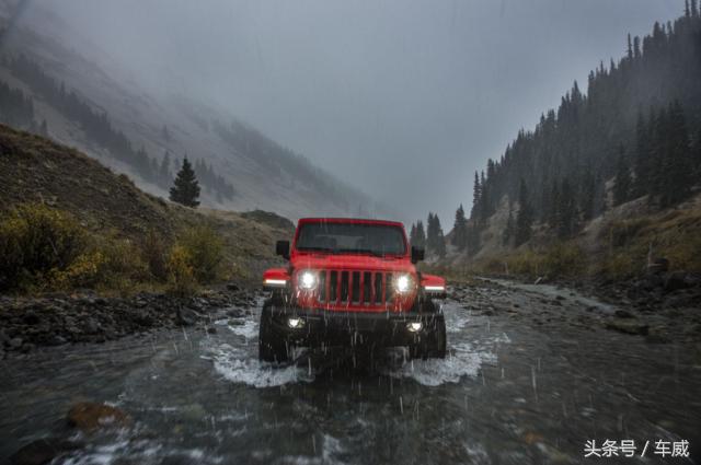 外媒评全新牧马人：越野能力更加强悍，公路行驶舒适性也有很大