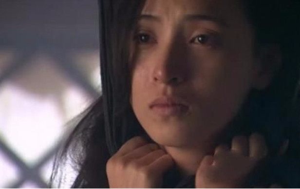 怕死皇帝为保命害死10万百姓，大臣也将妻女献给敌人求活命