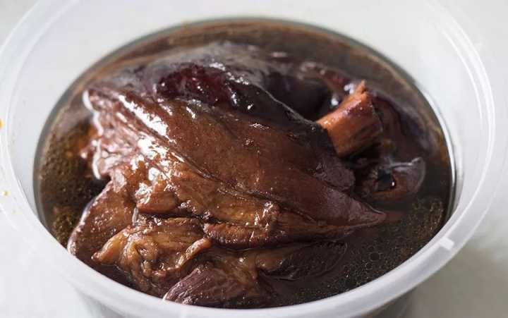 肉蟹煲最正宗的来自哪里,哪的肉蟹煲最好吃