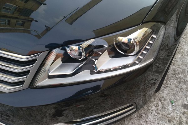 2012大众迈腾豪华黑色2.0,大众迈腾2021款280舒适性